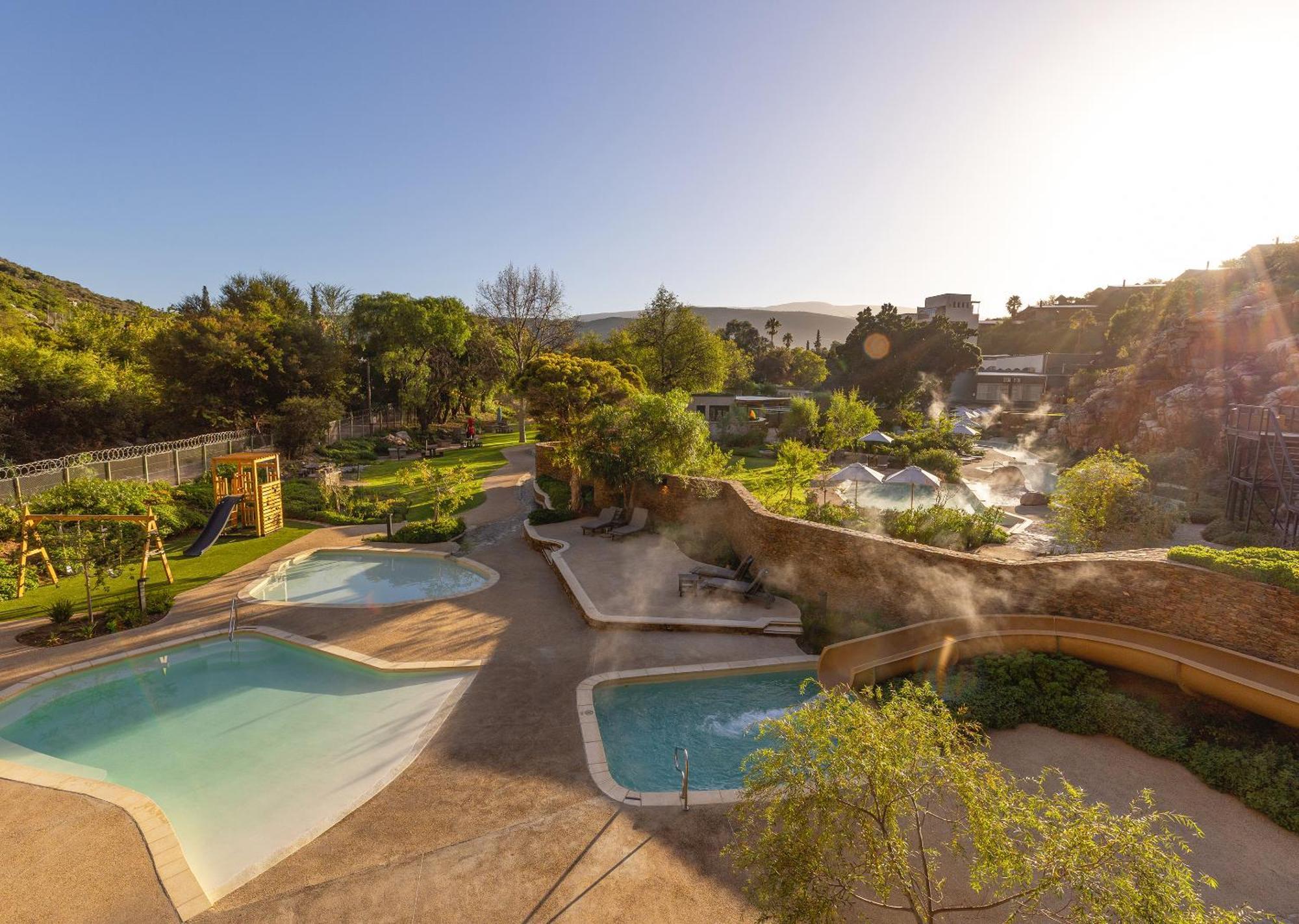Avalon Springs By Dream Resorts Montagu Extérieur photo