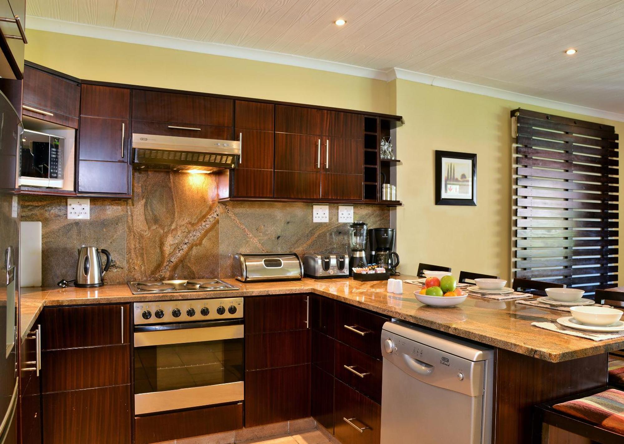 Avalon Springs By Dream Resorts Montagu Extérieur photo
