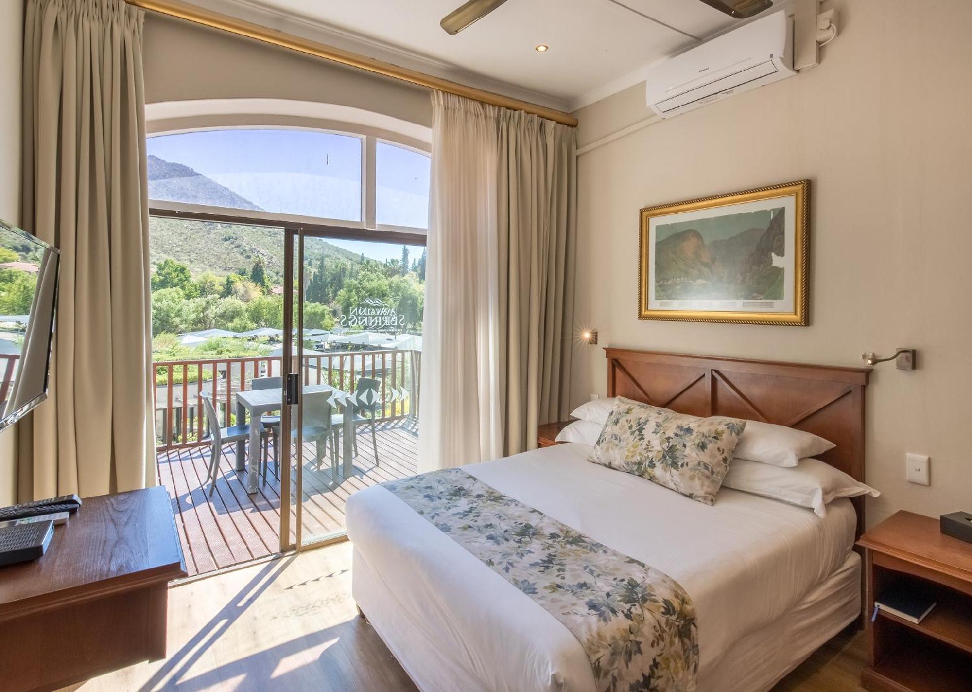 Avalon Springs By Dream Resorts Montagu Extérieur photo