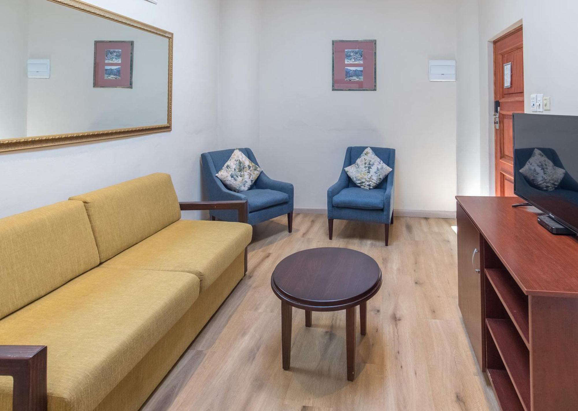 Avalon Springs By Dream Resorts Montagu Extérieur photo