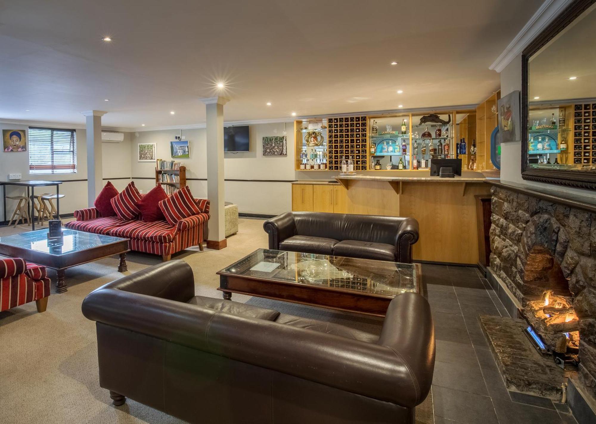 Avalon Springs By Dream Resorts Montagu Extérieur photo