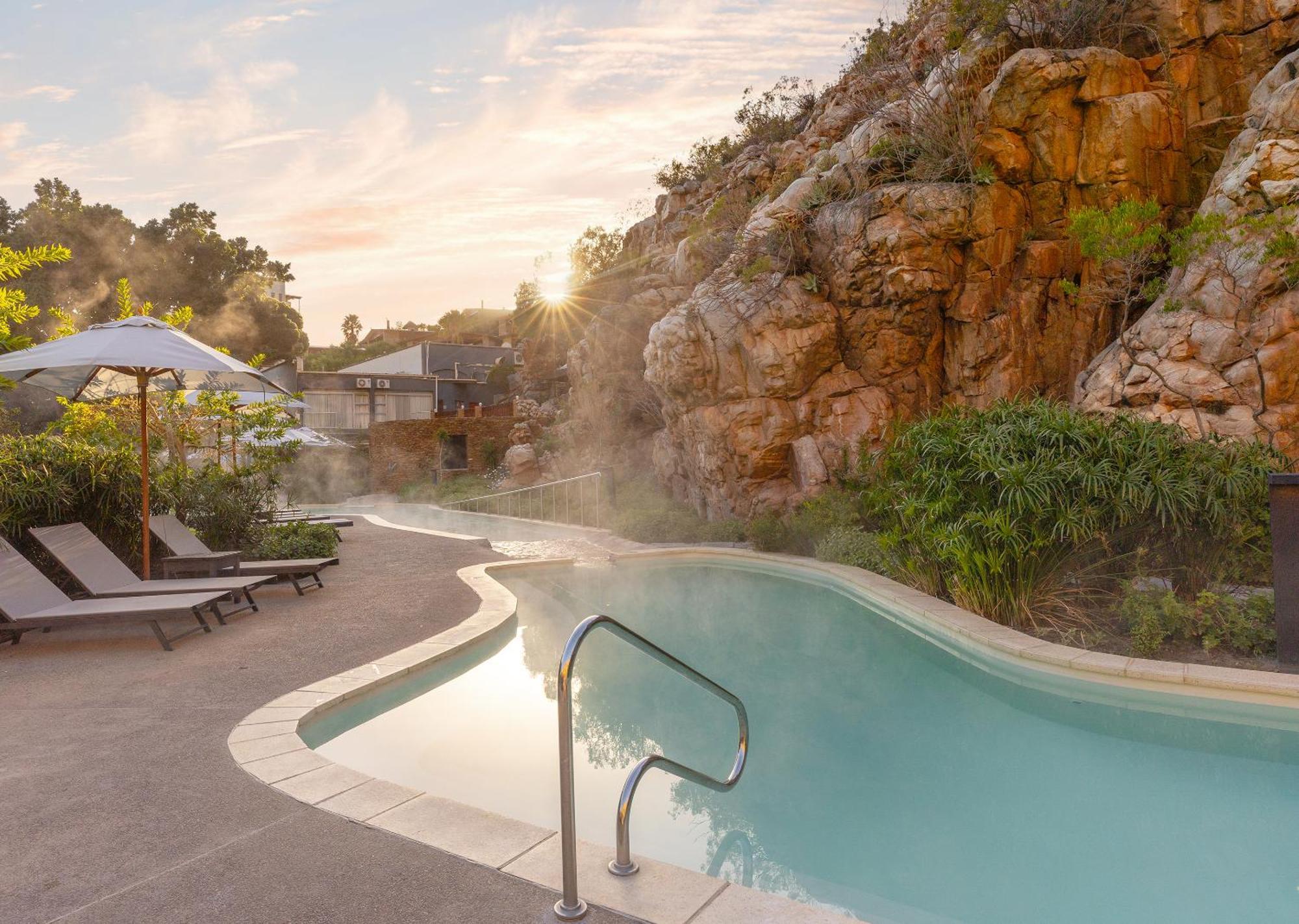 Avalon Springs By Dream Resorts Montagu Extérieur photo
