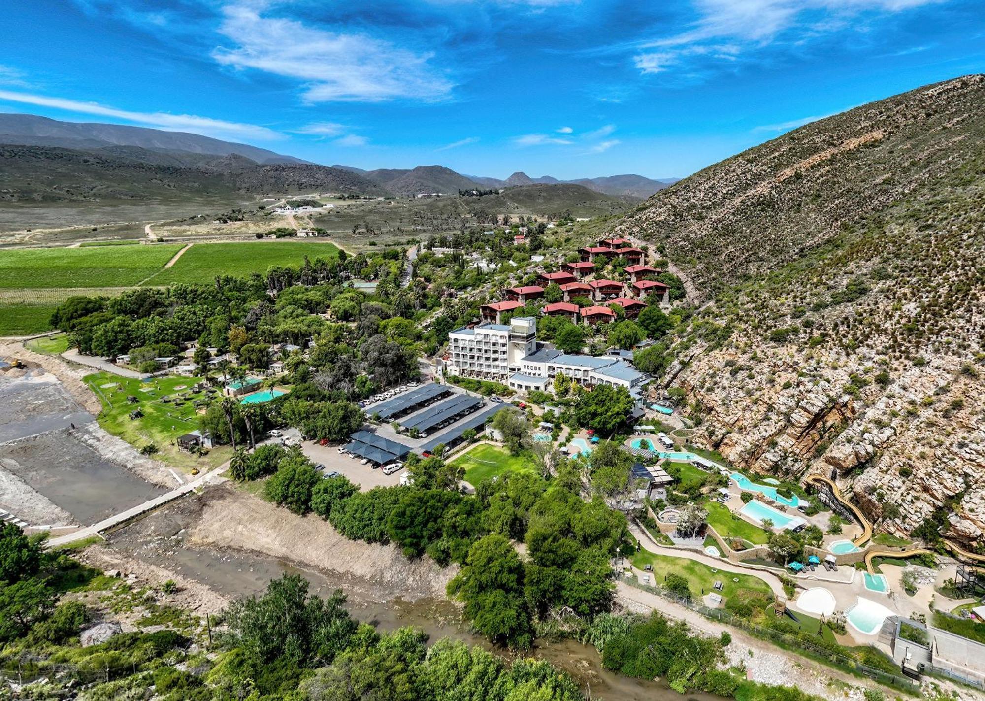 Avalon Springs By Dream Resorts Montagu Extérieur photo