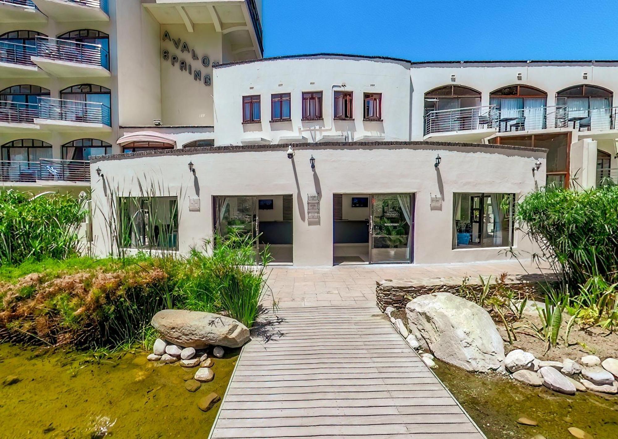 Avalon Springs By Dream Resorts Montagu Extérieur photo